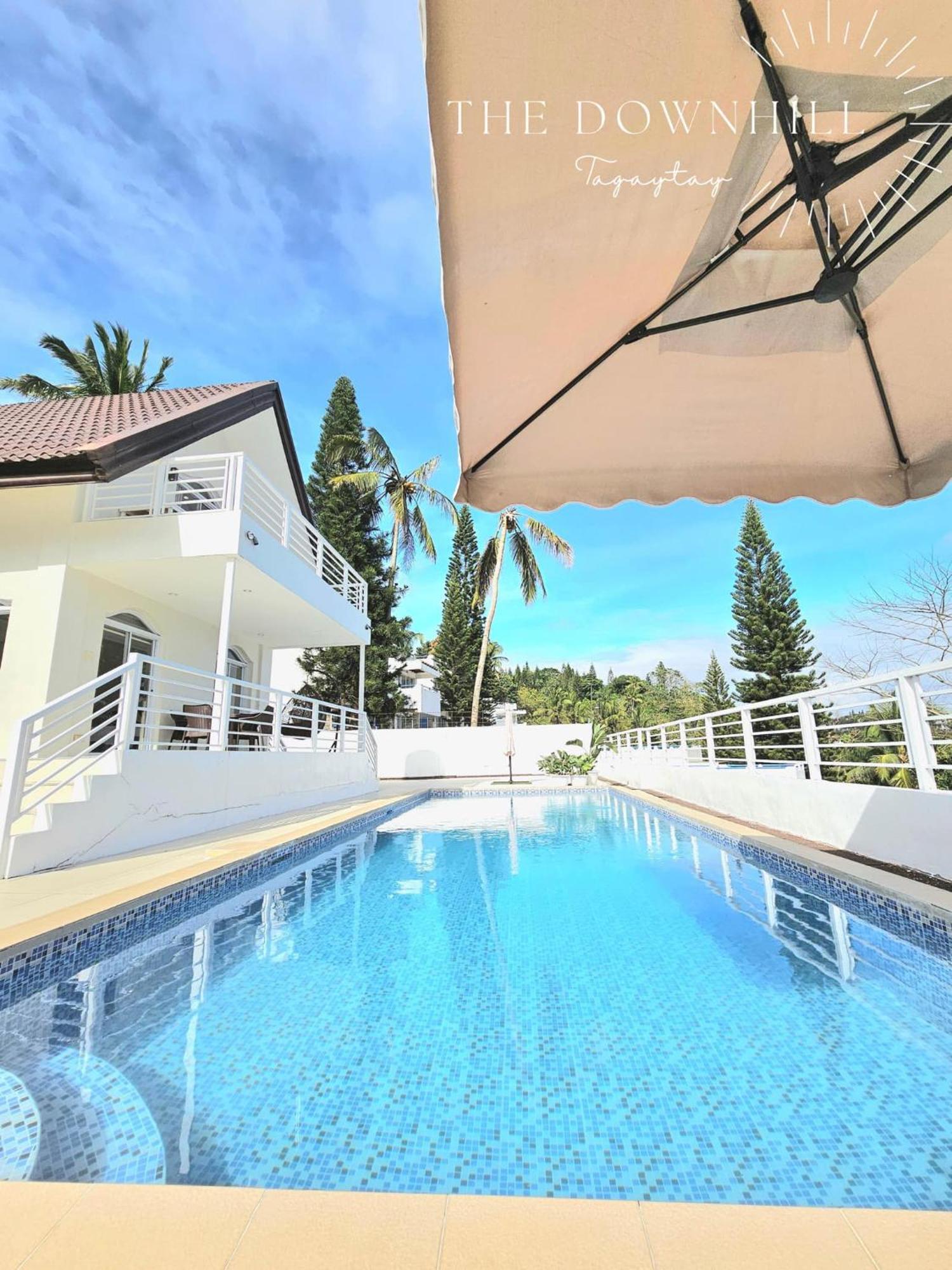 The Downhilltagaytay Resort Tagaytay City Exterior foto